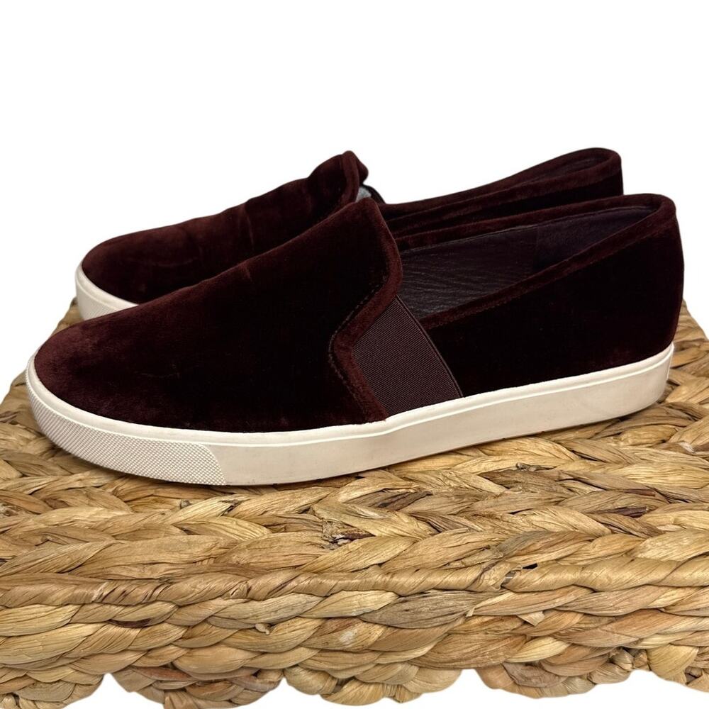 Vince Blair Velvet Slip On Sneaker Burgundy Wine Platform Flat US 9 GUC